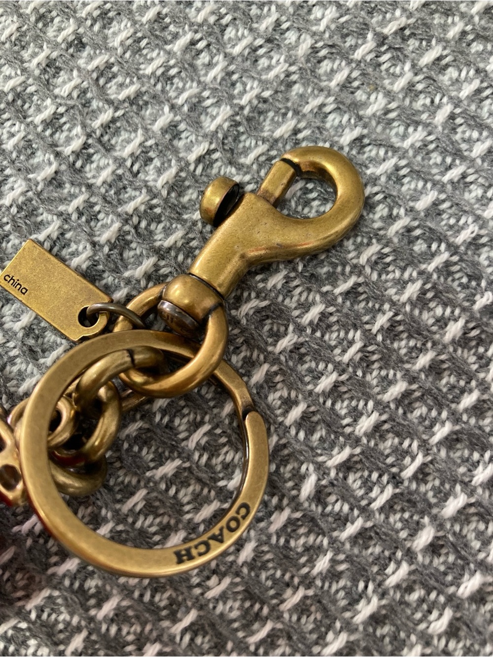 Coach Apple Keychain Bag Charm KeyChain Resin and Metal - Picture 5 of 7
